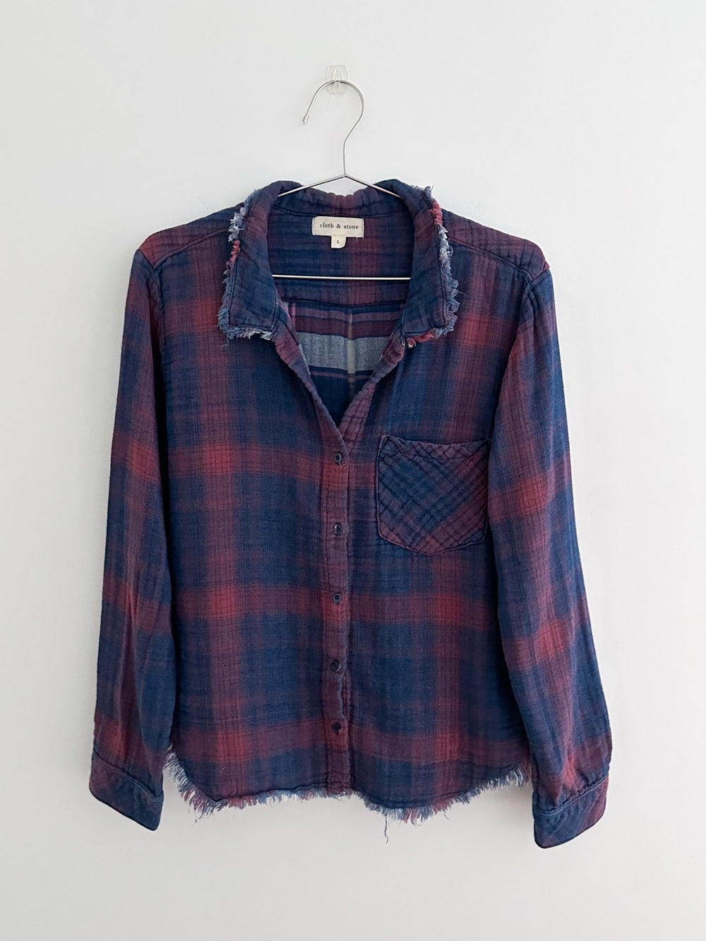 Cloth & Stone Plaid Frayed Raw Hem Button Down Shirt Blue Red 100% Cotton Size L